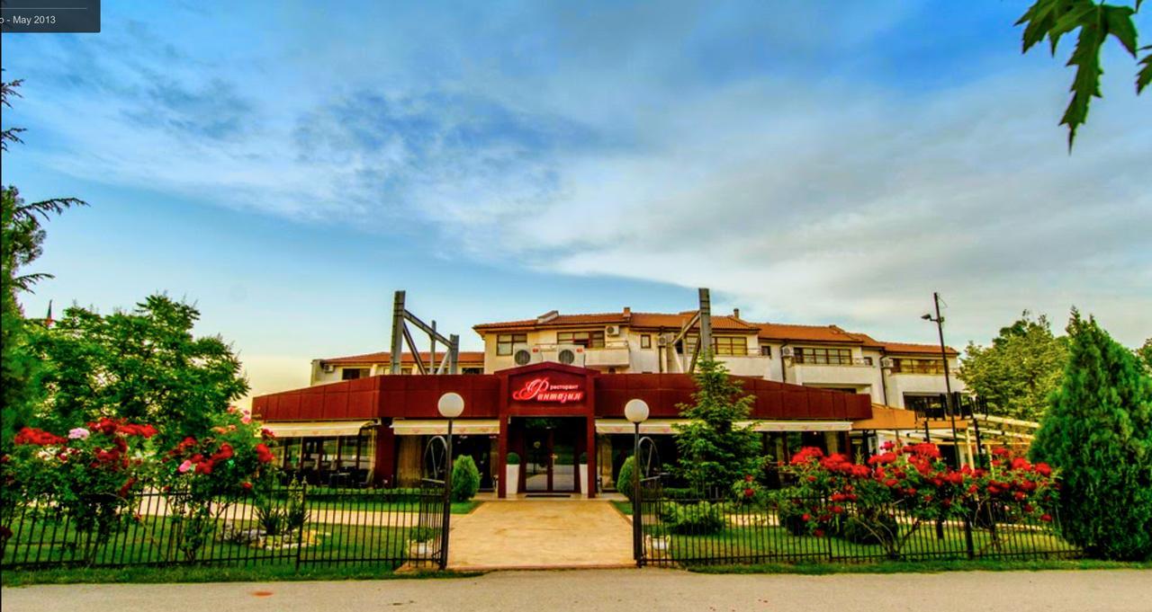 Hotel Fantazia Haskovo Exterior photo